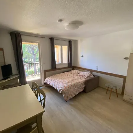 Calme Et Tranquilite Apartment Saint-Raphael (Var)